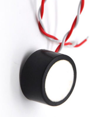 เครื่องแปลงเสียงฉายฟ้าแบบเซรามิก Piezoelectric ด้วยความจุ 1000pF /-20%